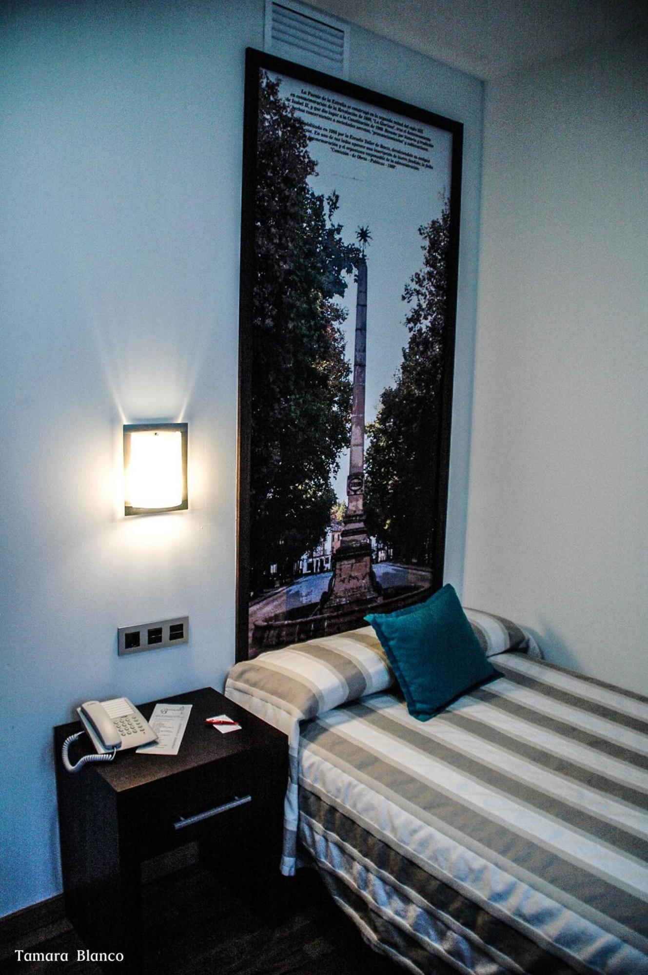 Hostal Aznaitin Baeza Room photo